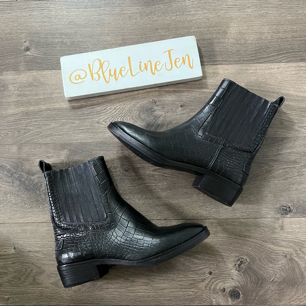 Vintage Foundry Main Embossed Leather Booties NWOT